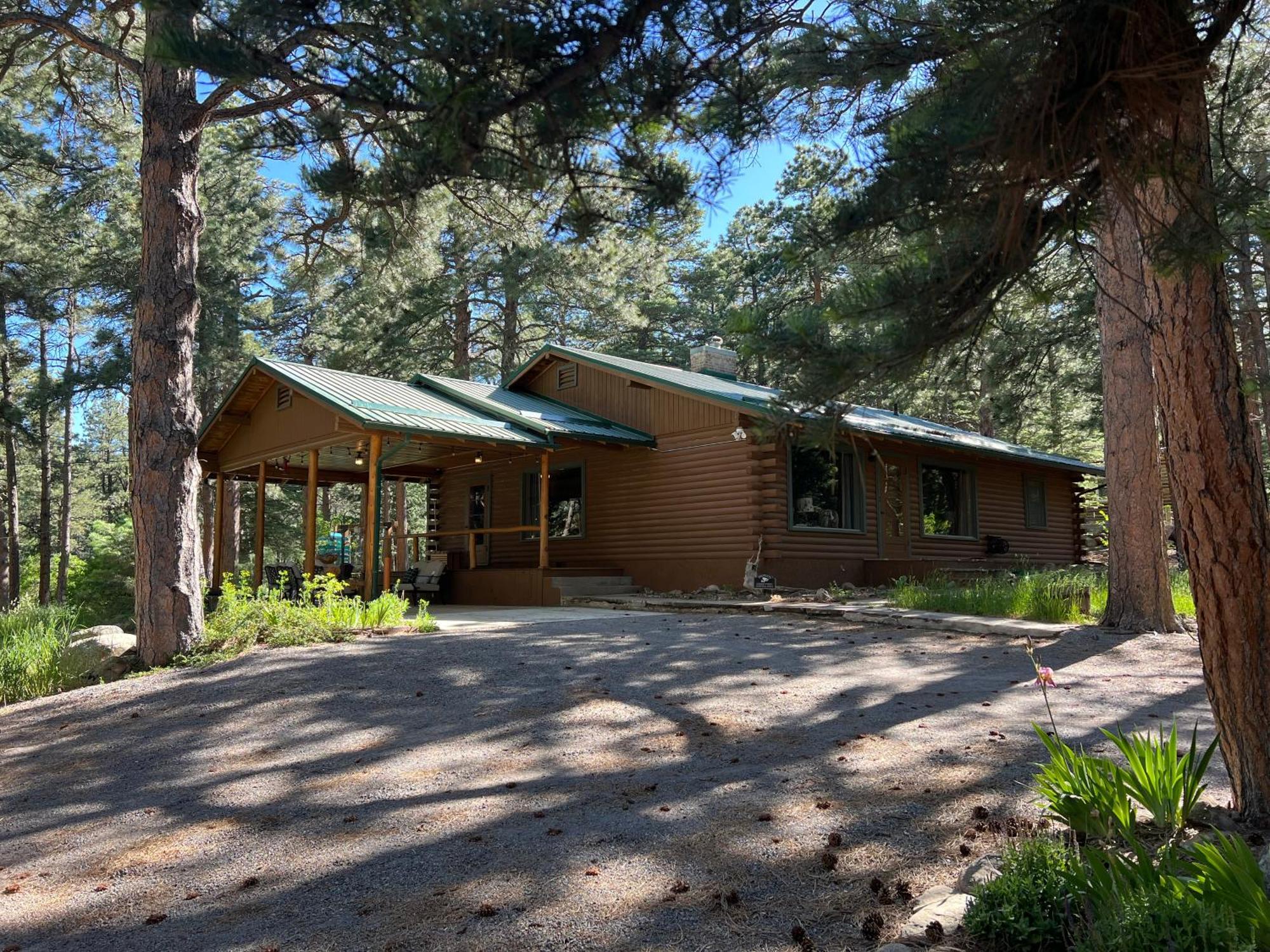 Cozy Cabin On The Creek Colorado City Esterno foto